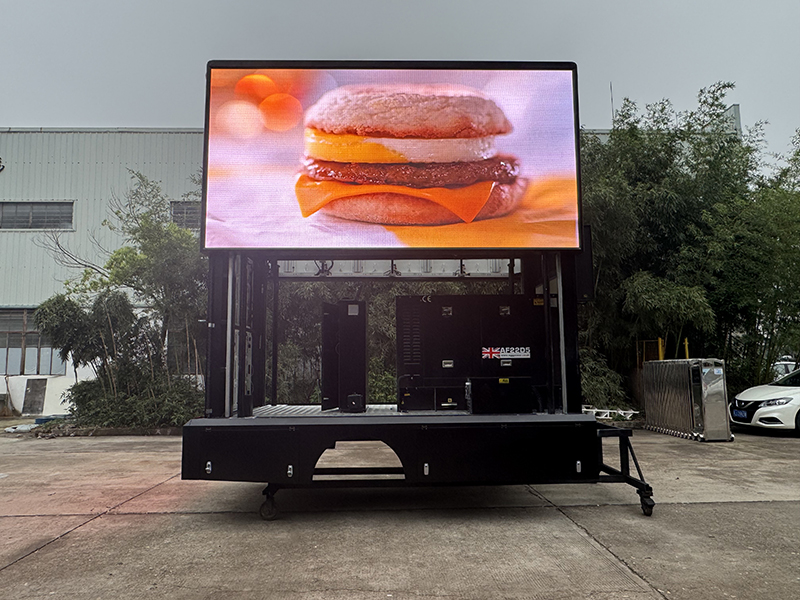 模块化创新-JCT无底盘LED卡车车厢成海外移动广告新选择